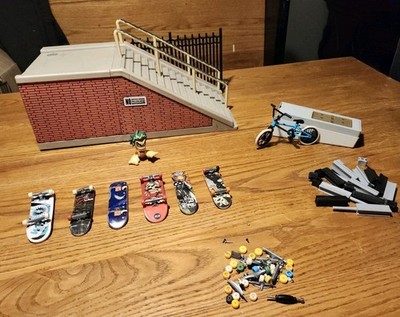 Tech Deck Street Tour Hollywood High Stairs Early 2000s Fingerboard Plus Extras