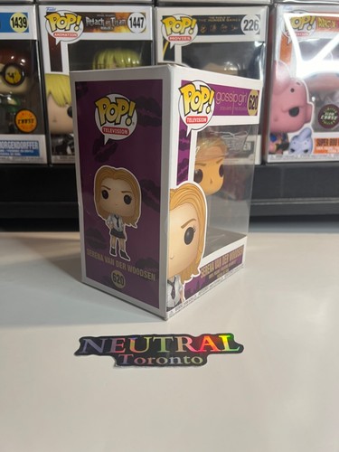 Funko POP! TV: Gossip Girl Set - Serena, Blair, Dan, Nate, Jenny - Picture 9 of 36