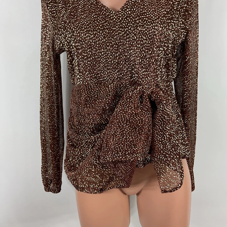 Top acanalado metálico Nicole Miller New York manga larga nailon dorado lazo borgoña Foto 4 de 4