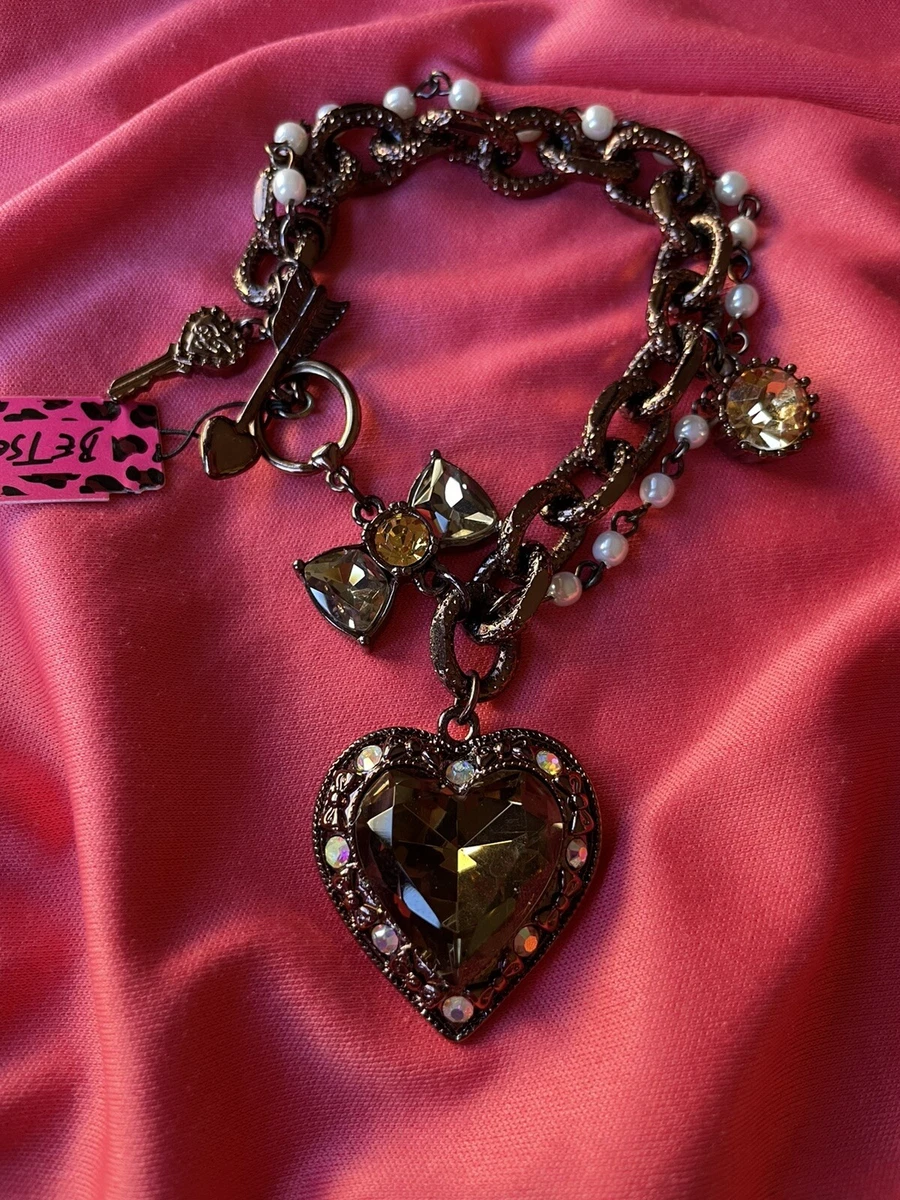 Betsey johnson heart best sale bracelet