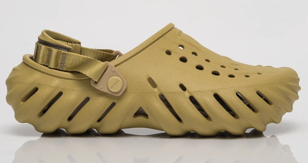 Crocs Echo Clogs - Men\'s
Color: Desert Grass/Brown Crocs Echo Clog Desert Grass | SOMEWHERE® main image 3