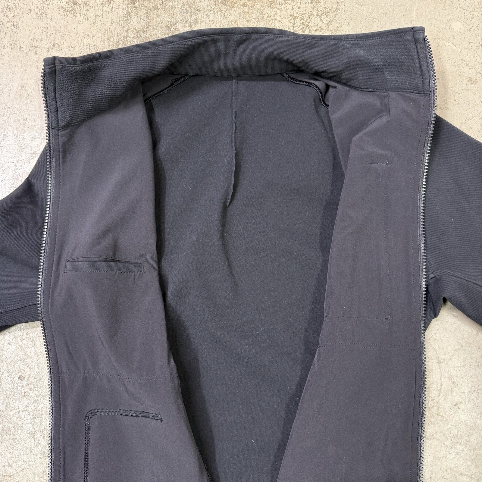 Lululemon Sojourn Jacket Full Zip Softshell Black… - image 6