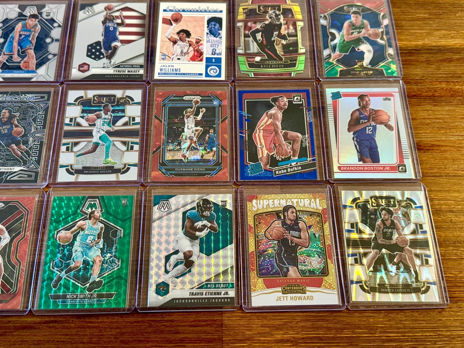 HUGE 200+ Sports Card VALUE LOT Numbered Auto Patch Insert HOF Rookie RC NBA NFL view 11
