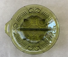 Vintage Indiana Green Glass Divided Serving Dish 7.5" In Excellent Condition