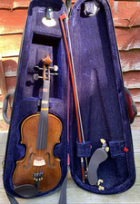 Stentor Student II 3/4 Size Violin Outfit Bow Case Rosin Chinrest - 56cm