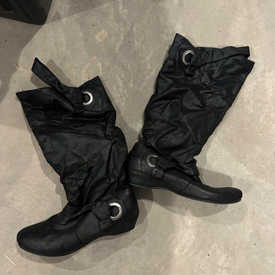 Stylish Black Women's Boots