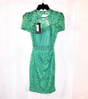 pretty little thing green dress Dark refined finish up top Stretch mesh fabric with elastane for a close fit through the body that still allows ease of movement PLT Label exclusive Mini green dress @prettylittlething