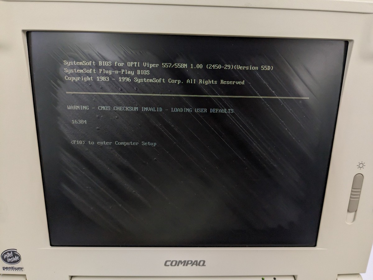 Vtg Clean Compaq LTE 5100 Laptop Series 2880D No Battery Powers On