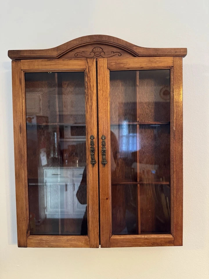 Trinkets Shelf Cabinet Wall Shelf Wood and glass Doors curio shelf VTG 21x11 - Image 2 of 4