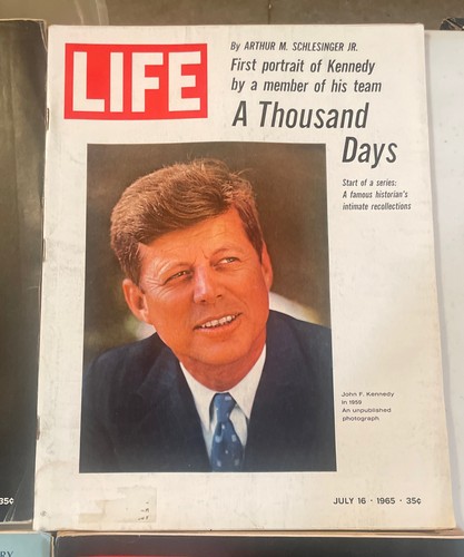 Vintage JFK Life & Assassination John F. Kennedy, Ted & Robert Mag Lot - Picture 6 of 7