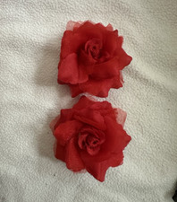 Set of 2 Women  s Red Fabric Flower Floral Hair Clips Metal Alligator Backs