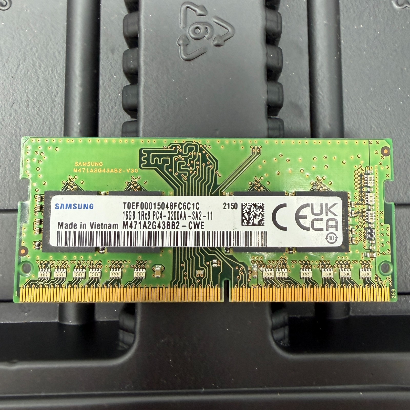 LOT OF 10 - Samsung 16GB 1Rx8 PC4 3200AA-SA2-11 DDR4 RAM Memory