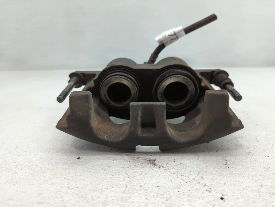 Pinza de freno izquierda conductor trasero Ford E-450 Econoline Super Duty 2009 XYE4N Foto 2 de 4