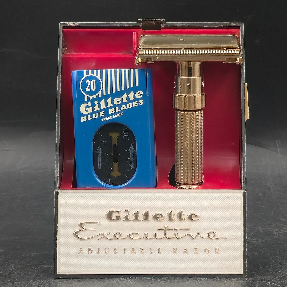 D3 Gillette Executive fatboy 両刃カミソリ 1958 D3 Gillette Executive Fatboy Adjustable Safety Razor | 24K