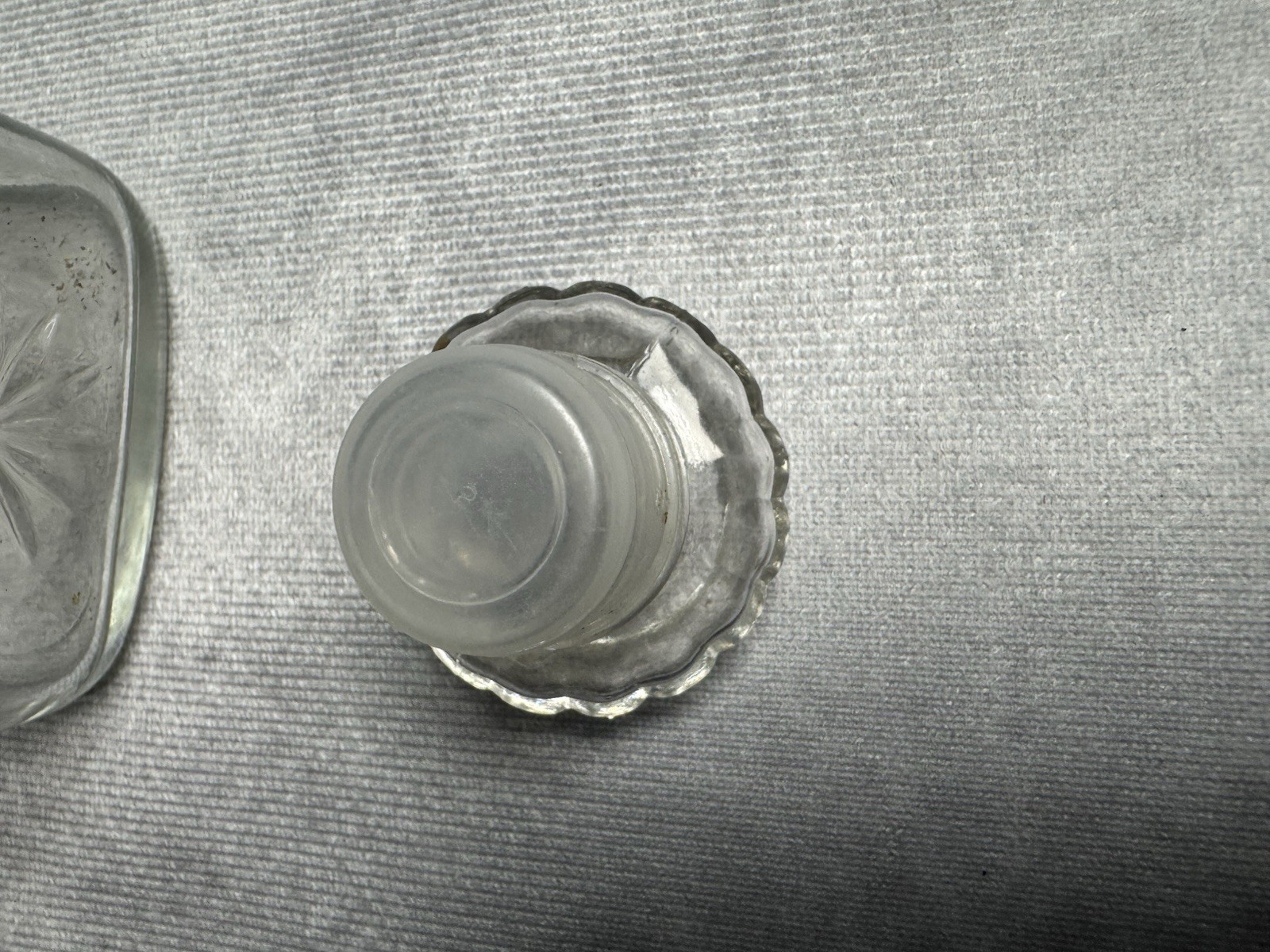 Vtg Lavoris Mouthwash Advertising Glass Apothecary Jar w/ Stopper Clear 4 1/4" H