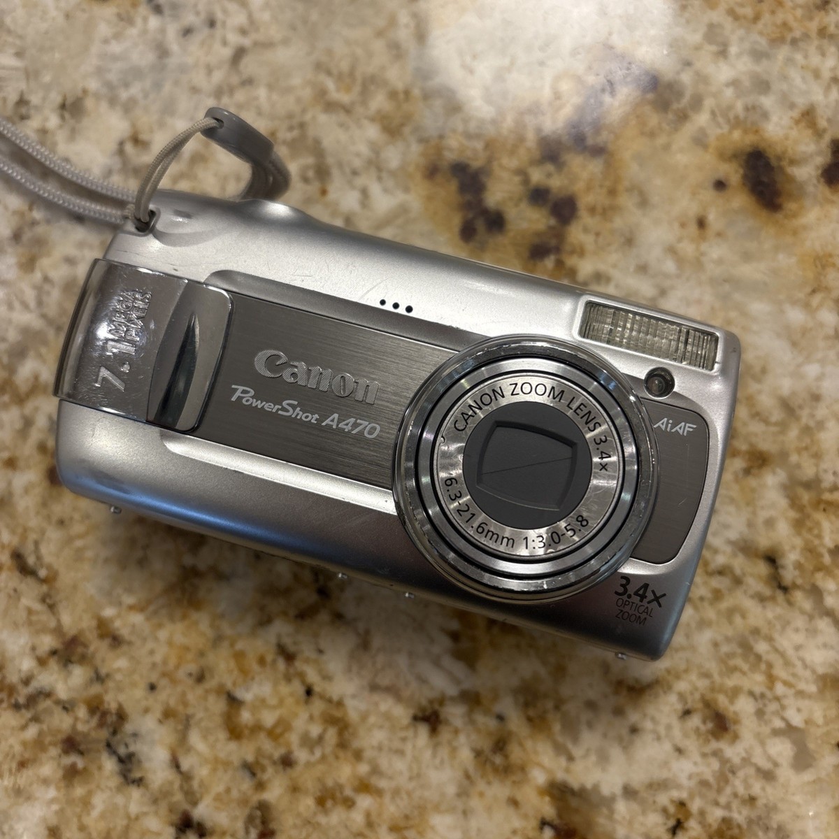 【最終値下げ】美品　完動品　Canon PowerShot A470 Canon PowerShot A470 (Orange) 7.1-megapixel digital camera