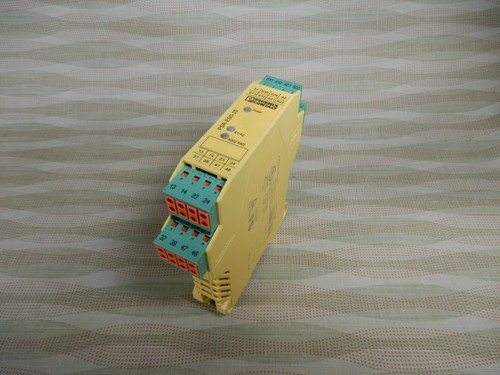 Phoenix Contact PSR-ESD-30 Safety Relay Outstanding Used? Condition