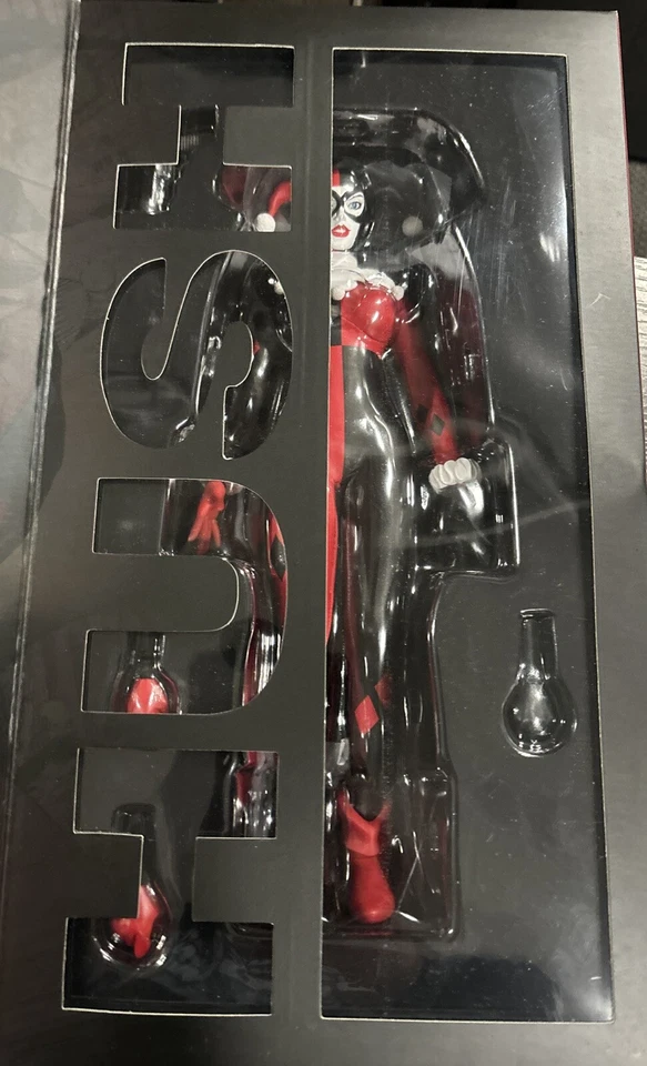 Figura de héroe de acción real Medicom Batman Hush Harley Quinn RAH escala 1/6 Foto 3 de 4