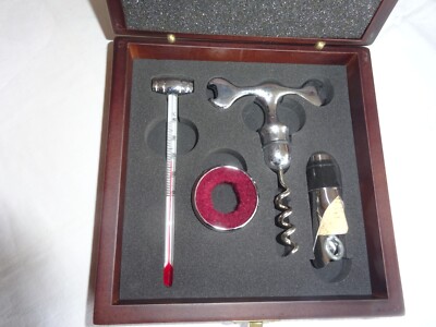 SOMMELIER SET/SET - WEINPFLEGE ZUBEHÖR HOLZKISTE - 4-TEILIG -