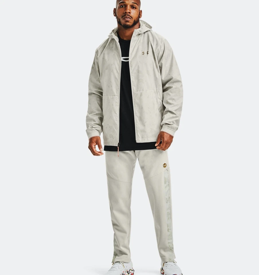 Chaqueta cortavientos Under Armour RECOVER Legacy para hombre Upstream camuflada talla S pequeña Foto 4 de 4