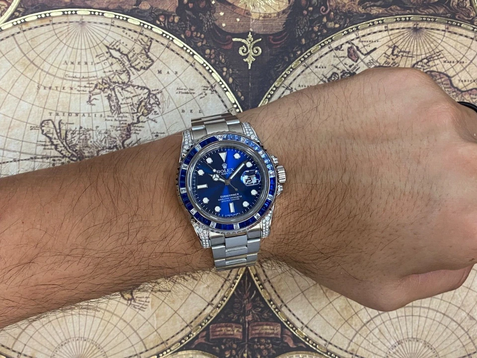 Relógio Rolex Submariner data aço mostrador azul diamante e safira 116610 - Imagem 4 de 4
