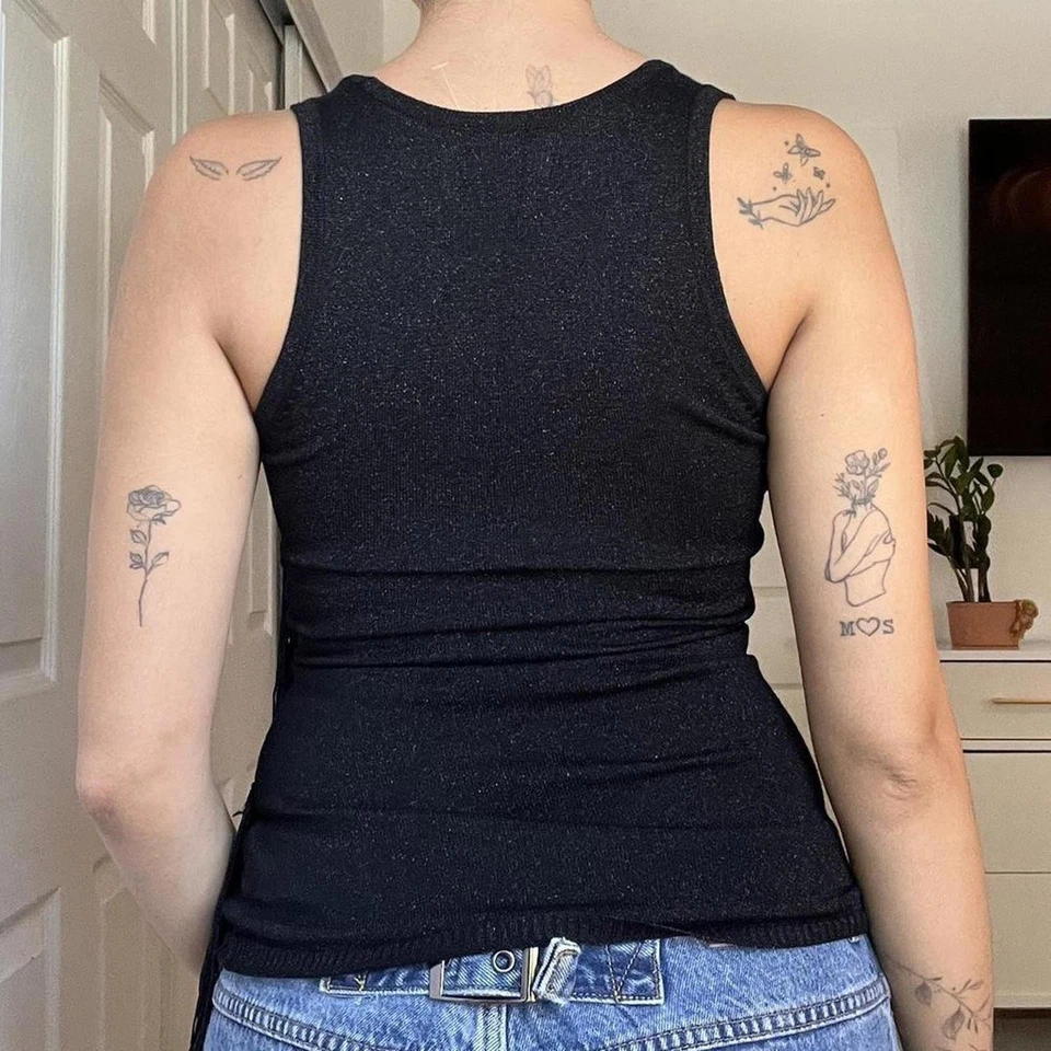 Camiseta sin mangas tejida vintage con flecos metálicos negros Cache - talla XS Foto 3 de 4