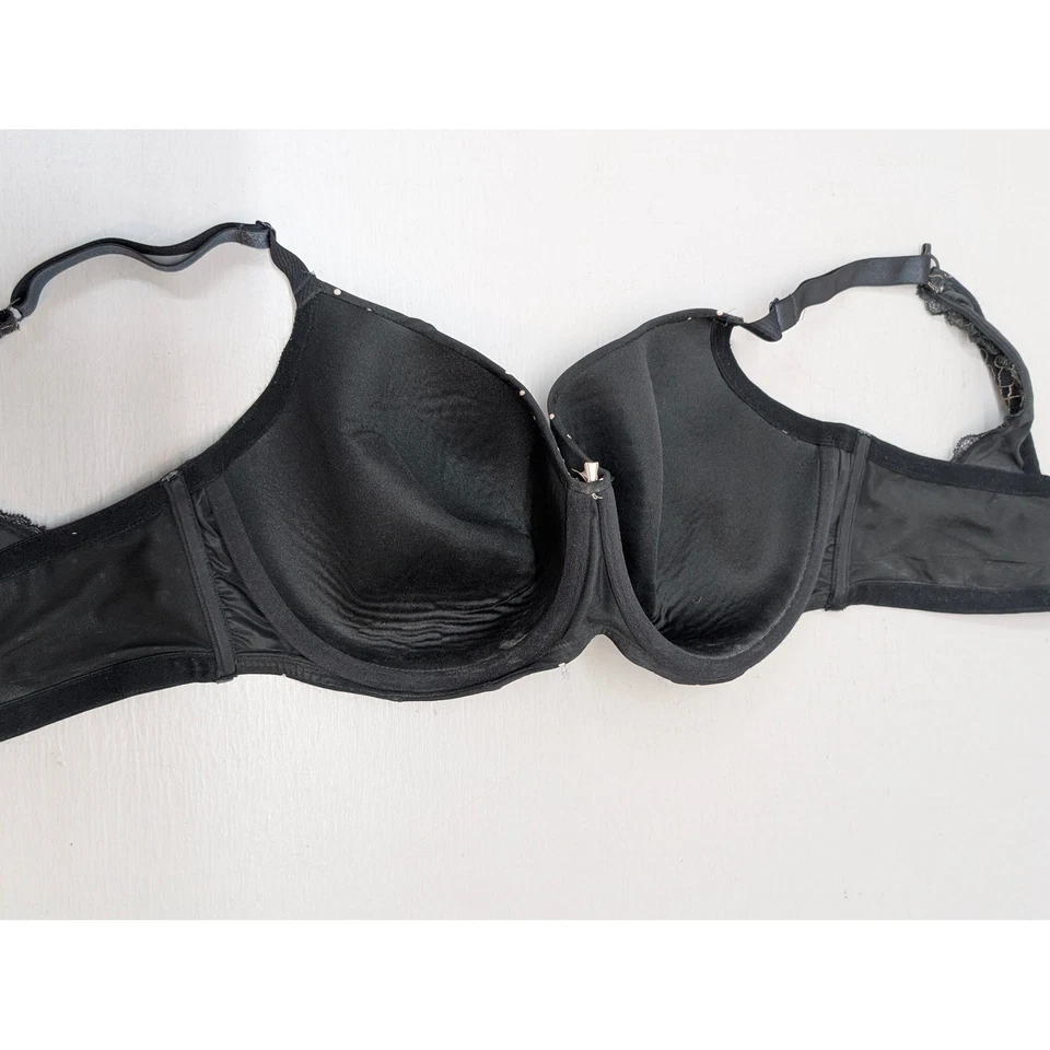 Sujetador a lunares Cacique ligeramente forrado Balconette 40F negro con aros cobertura completa Foto 3 de 4