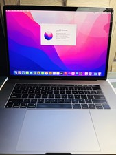 2016 Macbook Pro 15 inch w/ Touch Bar, 16 GB RAM 256 GB SSD, Excellent Condition