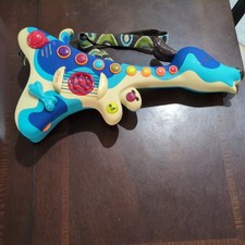 WOOFER Hound DOG GUITAR B Toys Musical Instrument Strum Puppy Kids Works Tested