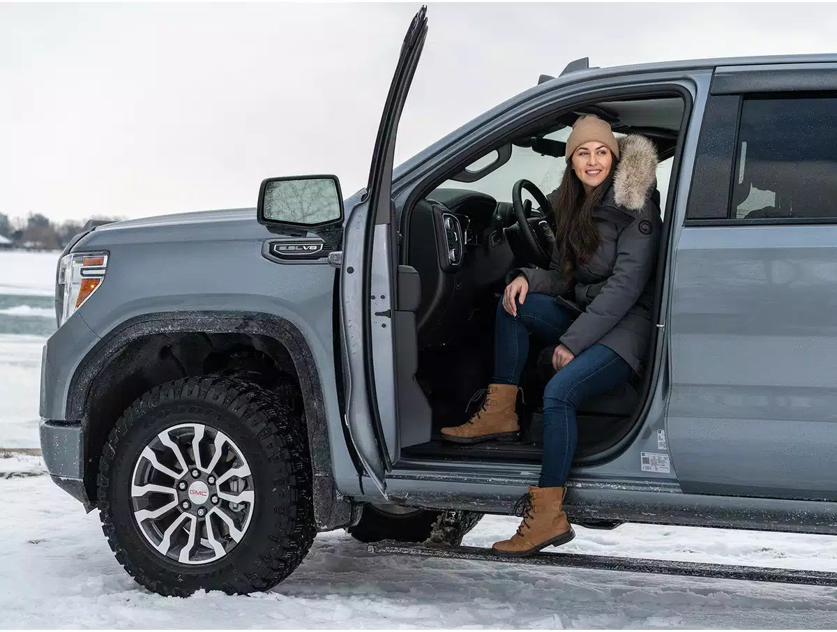 AMP Research PowerStep Boards Fit 2020-2021 Ford Expedition MAX w/Plug-N-Play