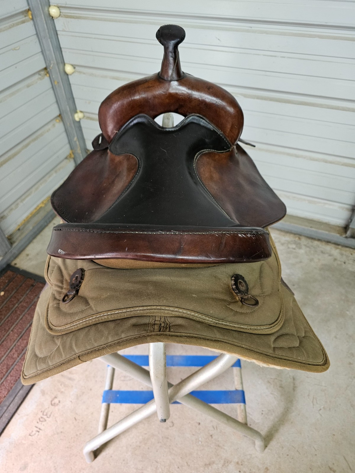 Used 15" Brown Color Big Horn Synthetic Trail Saddle with Leather Seat #192