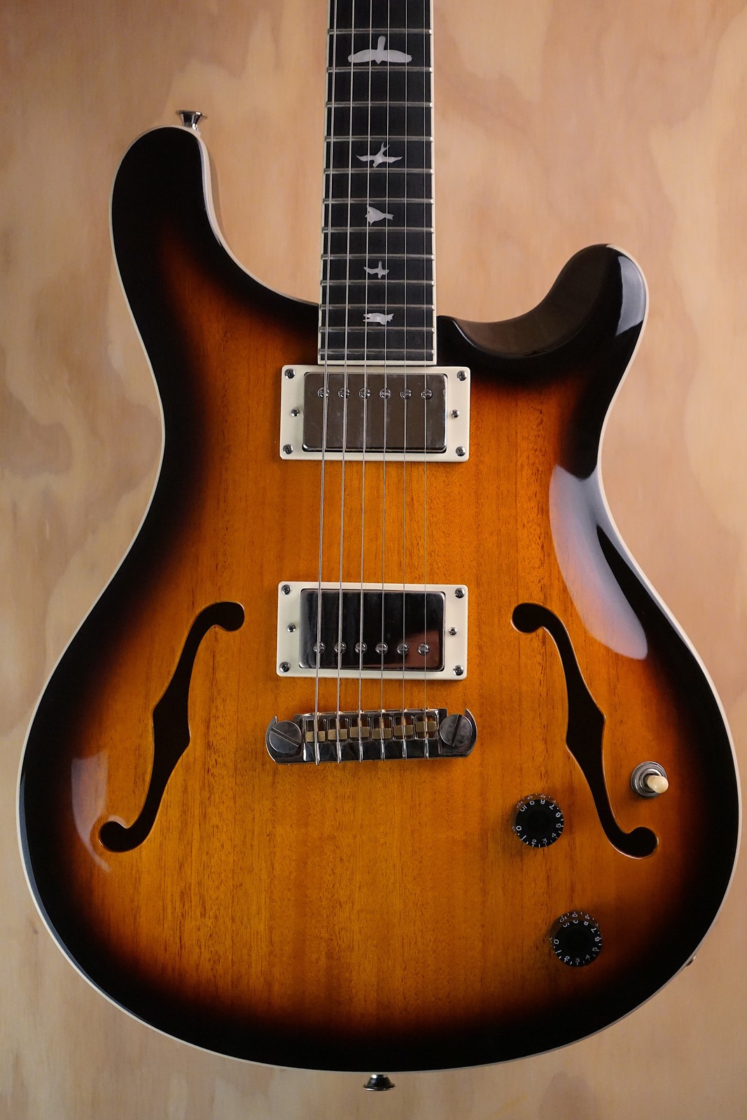 PRS SE Hollowbody Standard McCarty Sunburst Hard Case Very Good Condition
