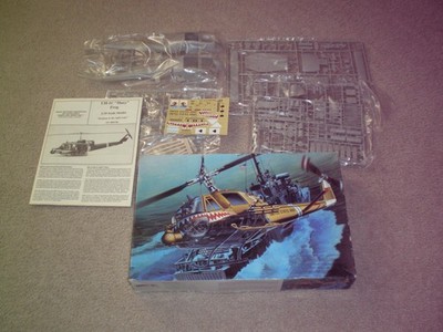 UH-1C Frog Helicopter Plastic Model Kit MRC Huey Complete Contents Sealed 1/35