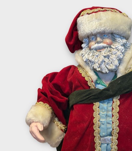 Vintage Christmas Santa Figurine Holding A Music Scroll Ribbon - Picture 7 of 9