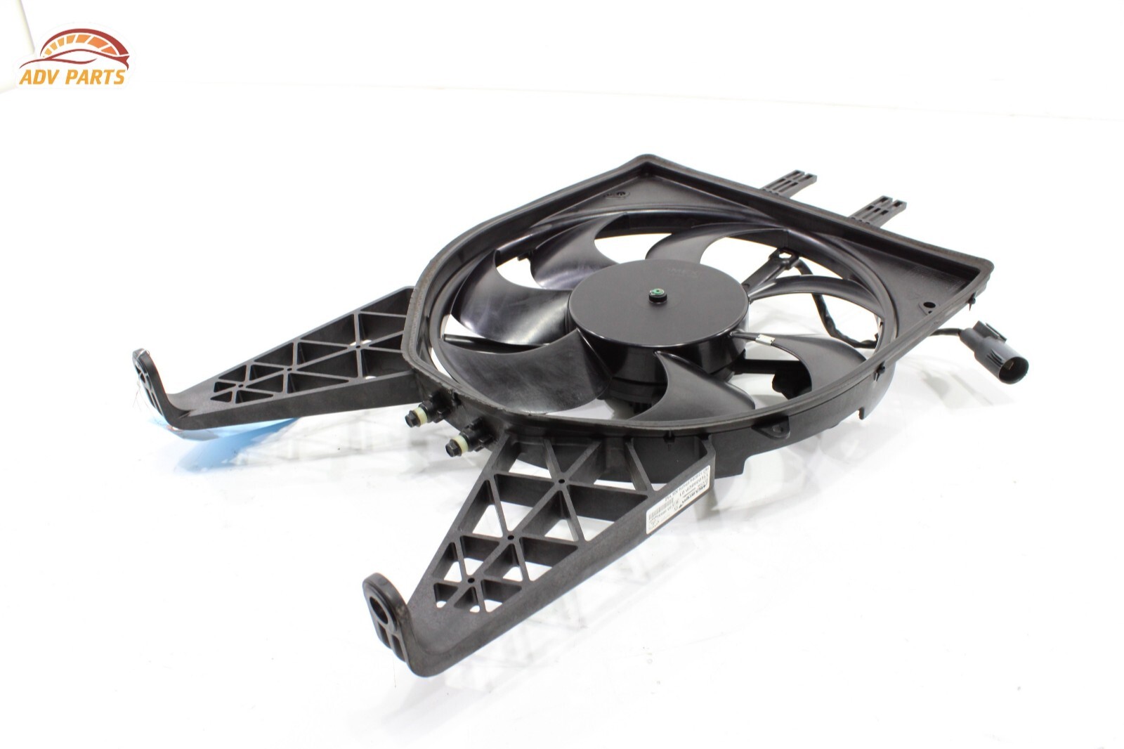 15-17 MCLAREN 650S 3.8L RADIATOR COOLING RIGHT FAN SHROUD & BLADE & MOTOR OEM