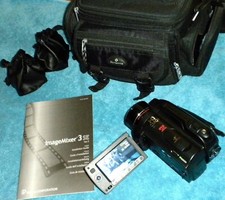 Canon VIXIA HG20 60GB Hard Drive Camcorder Wide Angle,Telephoto Lens,Filters,Bag