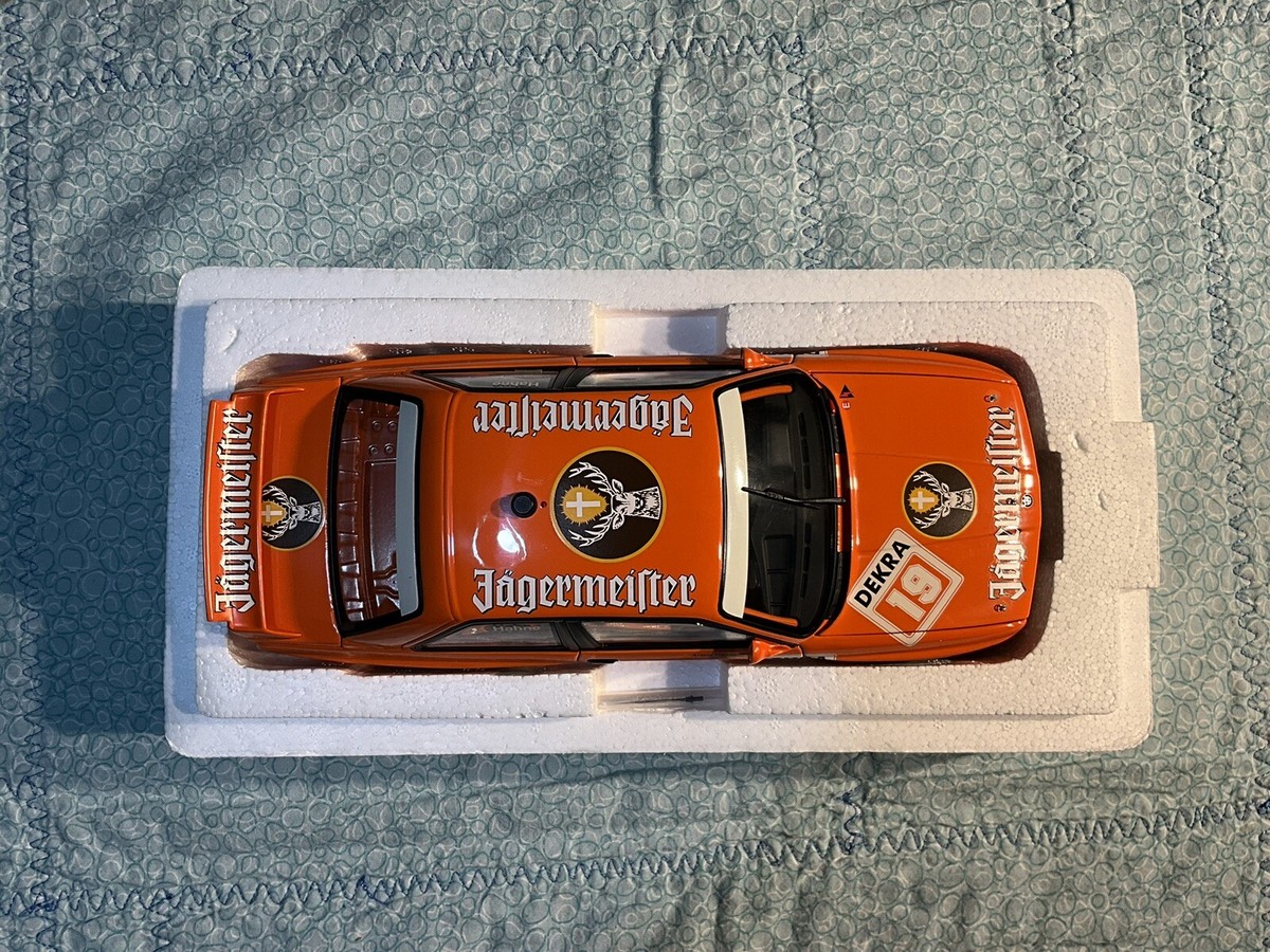 Minichamps 1:18 BMW E30 M3 DTM Jagermeister #39 DTM M Minichamps 1:18 BMW E30 M3 DTM Jagermeister #39 DTM M