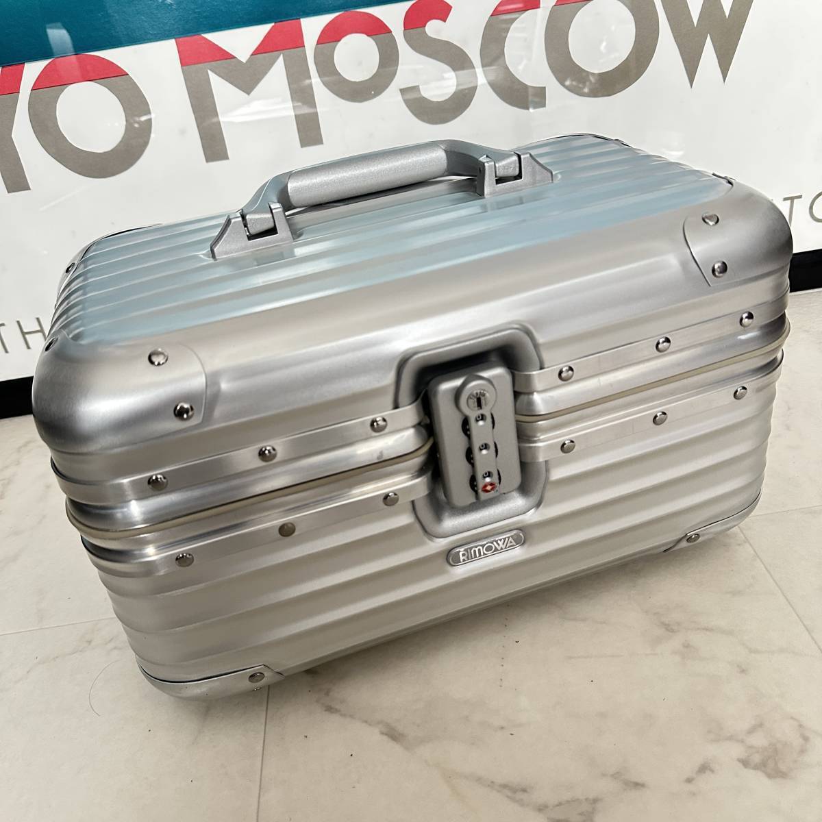 Instant Delivery Tsa Lock Rimowa Topas Topaz Beauty Case Instant Delivery Tsa Lock Rimowa Topas Topaz Beauty Case