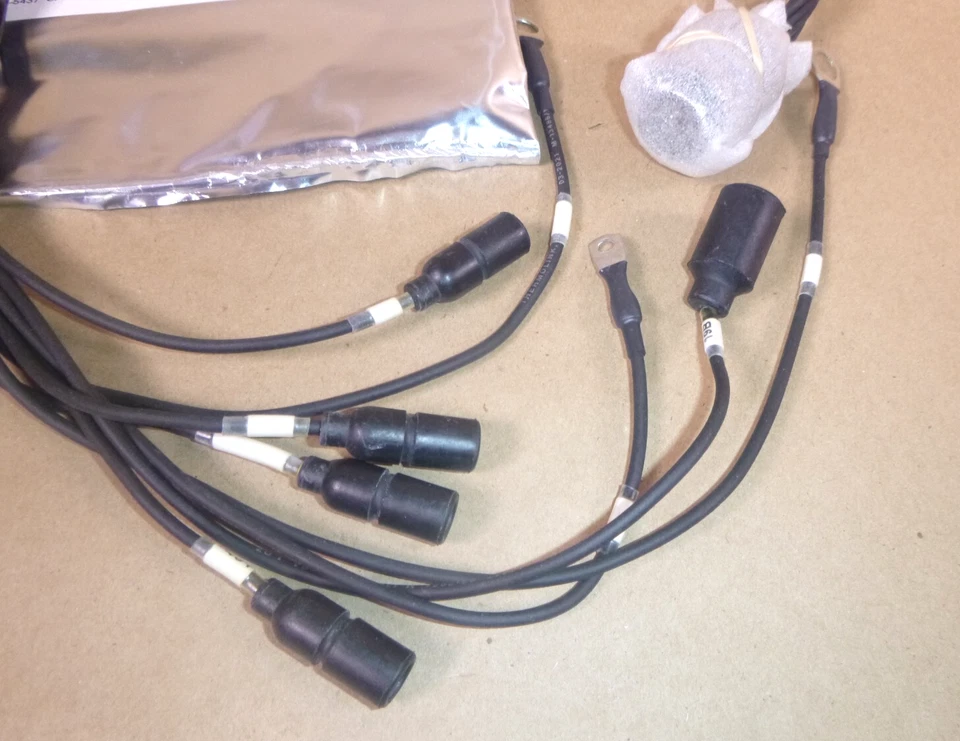 Nuevo arnés de cableado Humvee Hood M1114 M1151 12469143, 6150-01-432-8489 USGI Foto 3 de 4