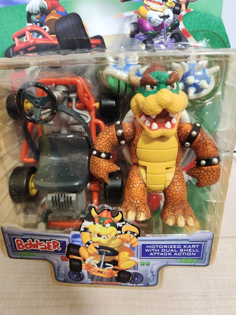 ToyBiz Mario Kart 64 Bowser Motorized Kart Nintendo Figure
