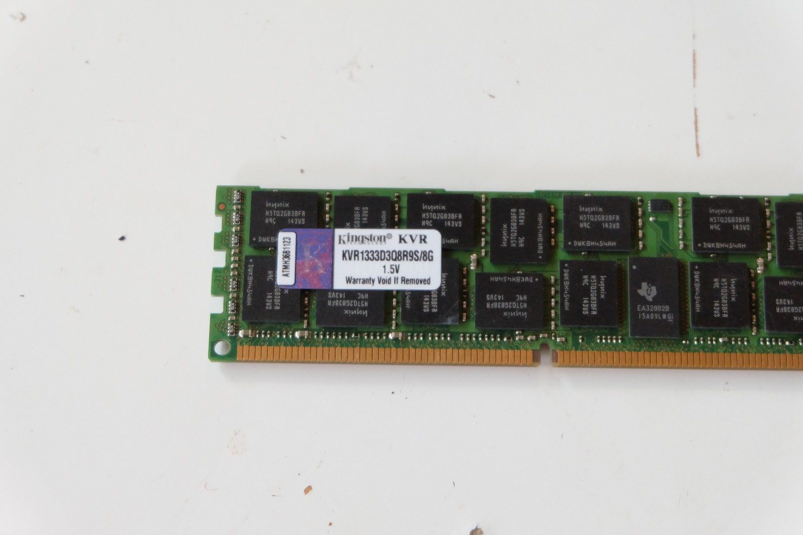 как выглядит LOT OF 2x 8GB Kingston KVR1333D3Q8R9S/8G DDR3-1333 ECC registered memory фото