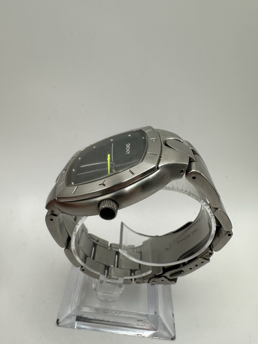 DKNY NY-5005 Vintage Stainless Silver Men's Quartz Square Watch