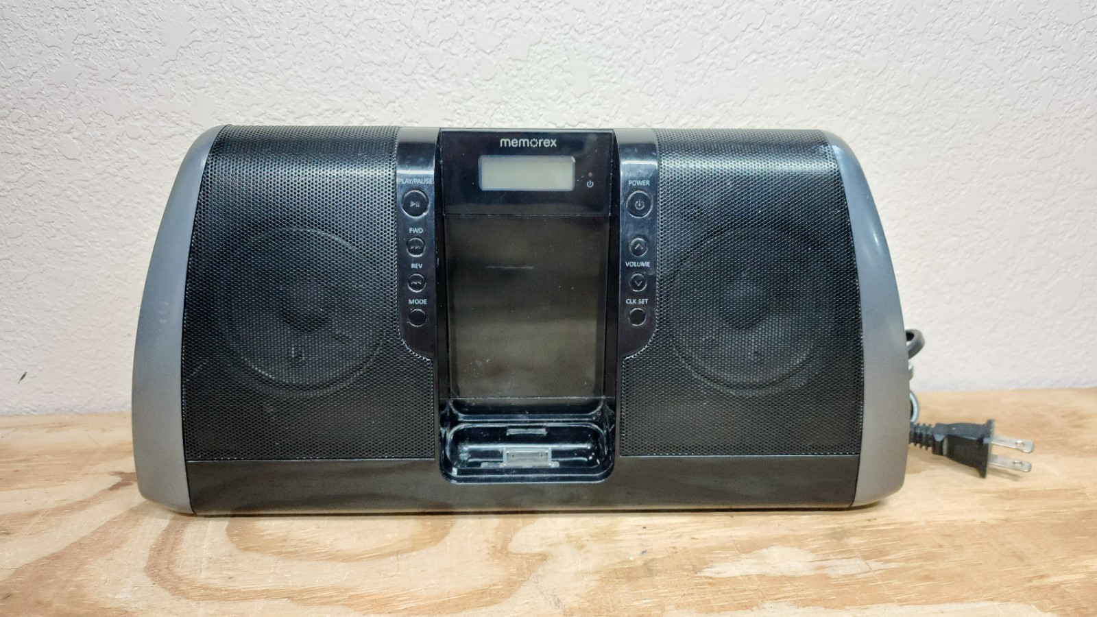 MEMOREX MODEL Mi 3020 DIGITAL AUDIO SYSTEM FOR THE IPOD +IPHONE  TESTED+ WORKING