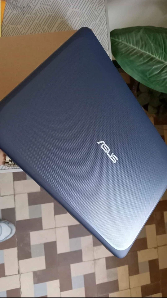 ASUS W202N 11.6” Laptop, 4GB RAM, 64GB Storage, Brand New Sealed, Fast Shipping - Image 4 of 4