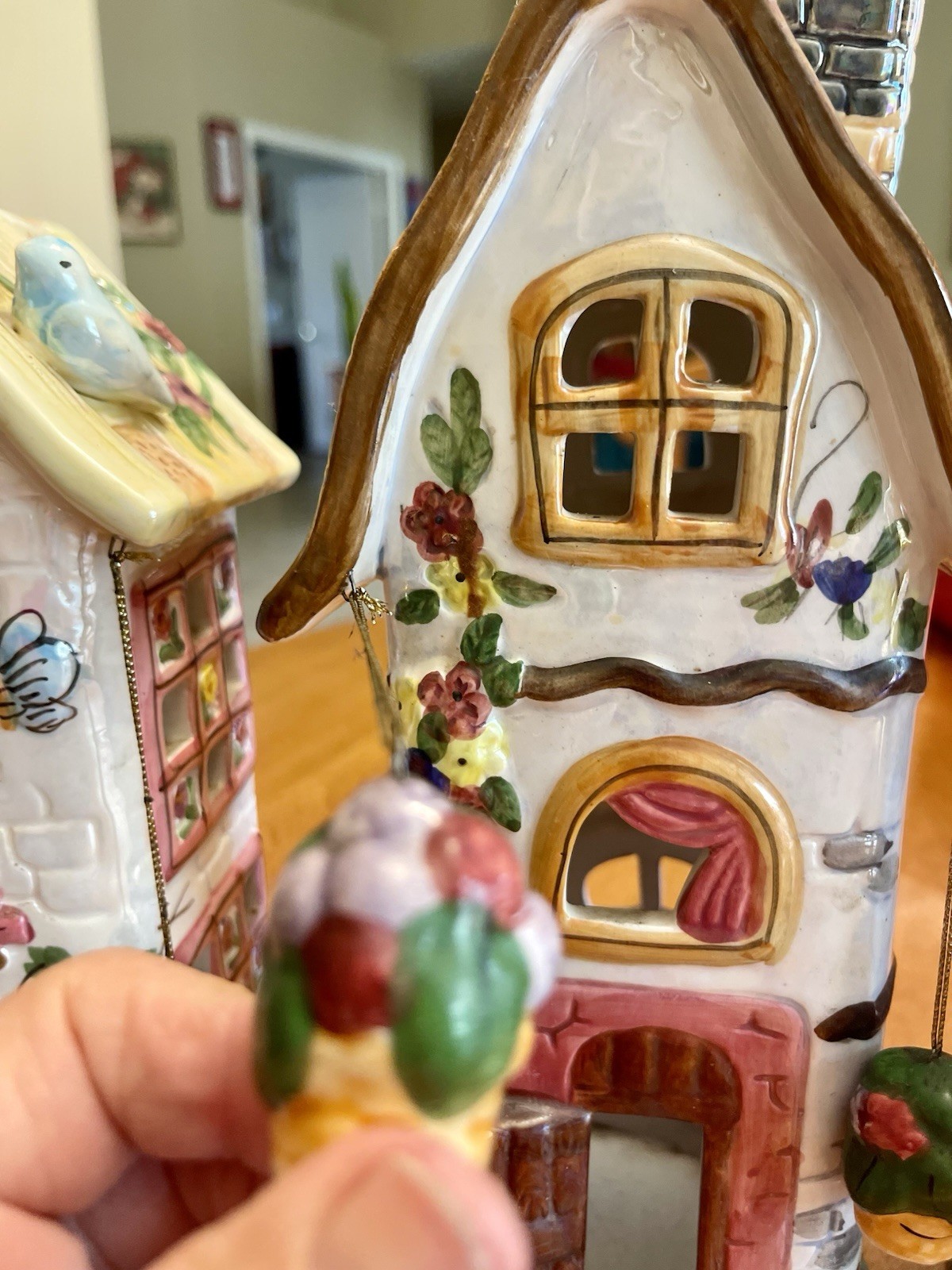 Vintage 3 Ceramic Cottage House Tea Light Candle Hldr w/ Hanging Flower Baskets