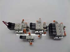 Lot Of 9 SMC VQD1151-5L0 Solenoid Valves