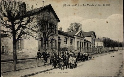 Ak Us Val d´Oise, La Mairie et les Ecoles - 3418713