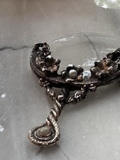 Vtg antique baroque style ladies Magnifying Glass metal flowers handle Italy