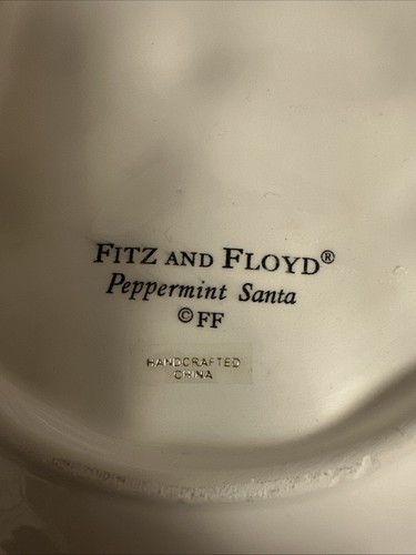 Fitz & Floyd Peppermint Santa Cookie / Candy Tray - Picture 3 of 5