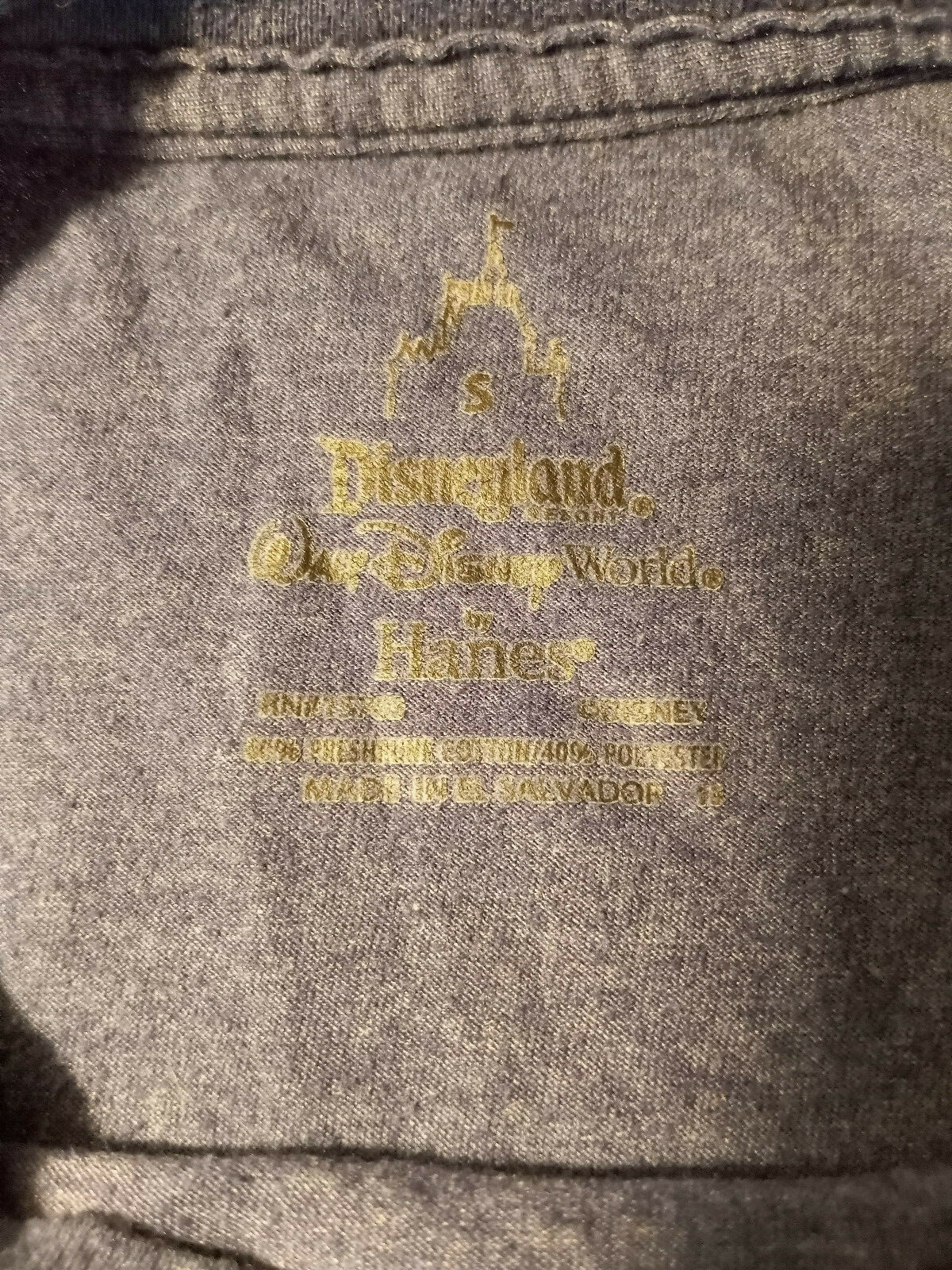 Disneyland 'The Original' Angry Bird Donald Duck T-Shirt Size Small Navy men - Picture 3 of 5